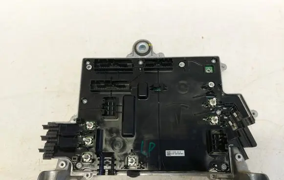 Tesla Model 3 Other control units/modules 1118182-00-K
