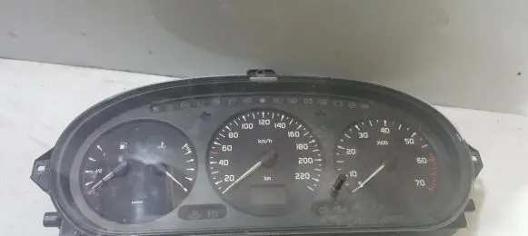 Renault Scenic I Speedometer (instrument cluster) 215781612