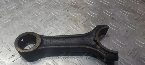 Mercedes-Benz Vito Viano W638 Connecting rod/conrod 