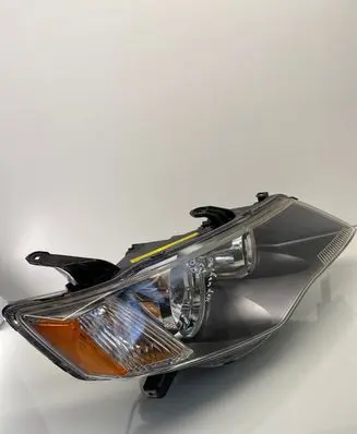 Mitsubishi Outlander Headlight/headlamp P5584R P5585 P5587