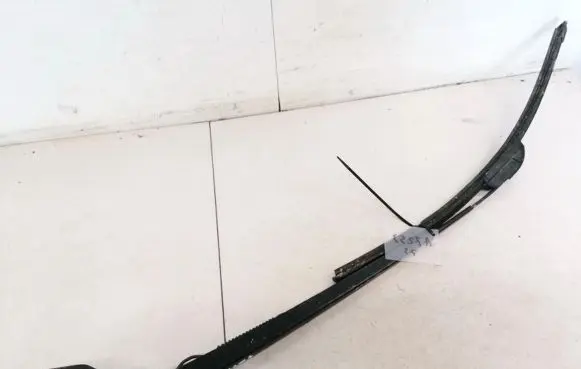 Honda HR-V Front wiper blade arm