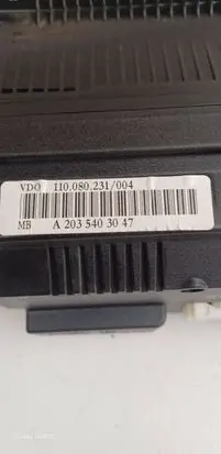Mercedes-Benz C W203 Speedometer (instrument cluster) A2035403047