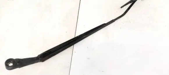 Hyundai Getz Front wiper blade arm