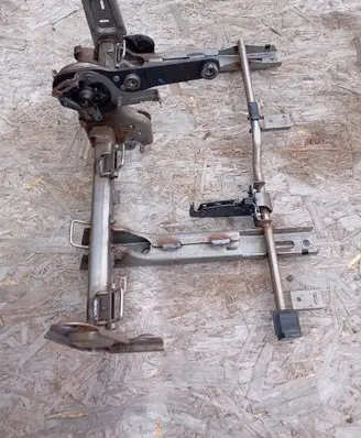 Fiat Freemont Seat frame 