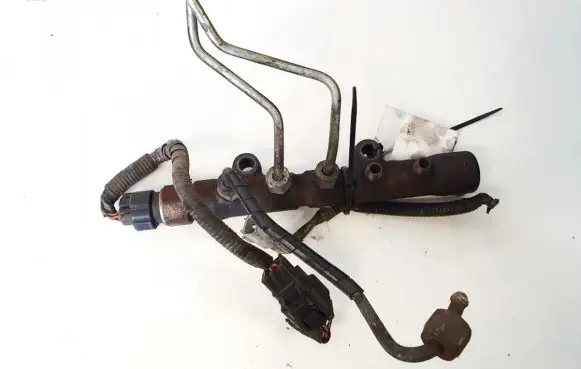 Toyota Avensis T250 Fuel main line pipe