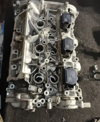 Porsche Cayenne (9Y0 9Y3) Engine head 06m103404af