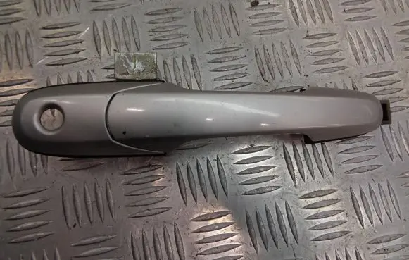 Suzuki Liana Front door exterior handle