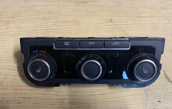 Volkswagen Touran II Climate control unit 7N0907426CN