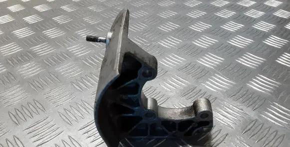 Chevrolet Captiva other engine part