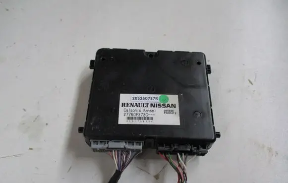 Renault Clio V Sound amplifier 285250737R