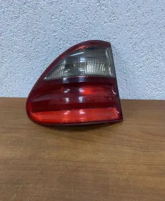 Mercedes-Benz E W210 Rear/tail lights A2108205364 E1042