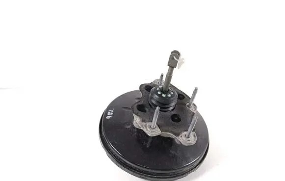 Renault Captur Brake booster 472103202R