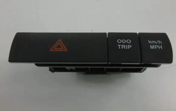 Toyota Prius (NHW20) Hazard light switch