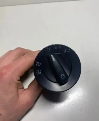 Light switch