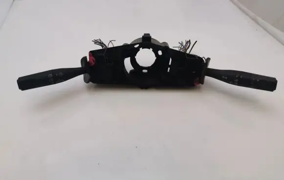 Citroen Xsara Picasso Indicator stalk 9630605180
