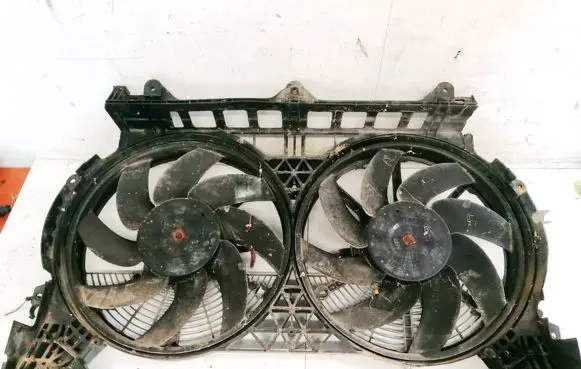 Renault Espace III Radiator cooling fan shroud