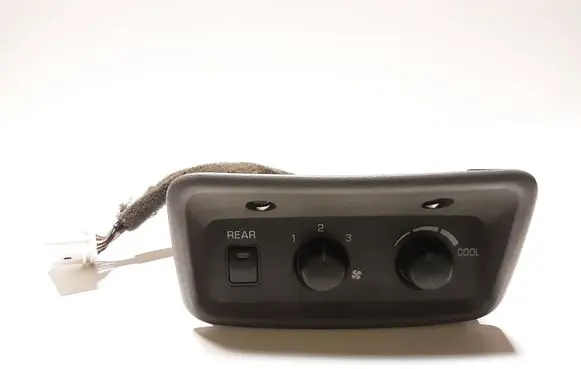 Mitsubishi Pajero Climate control unit MR500176 1464307974