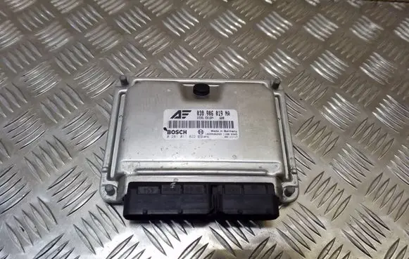 Seat Alhambra (Mk1) Engine control unit/module 038906019NA