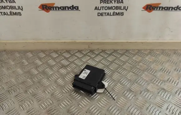 Opel Vectra C Door control unit/module 360572197 13193369 5WK46002