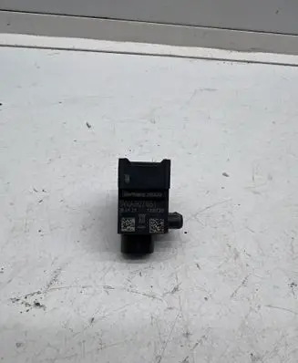 Volkswagen Golf VIII Airbag deployment crash/impact sensor 5WA907651 06333 169127