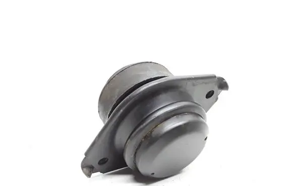 Mercedes-Benz ML W164 Engine mount bracket 