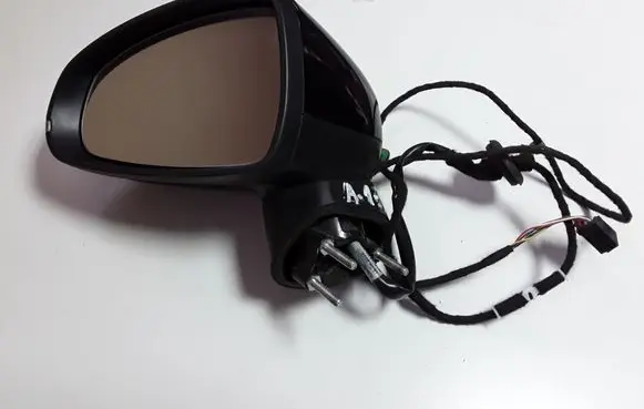 Audi A1 Front door electric wing mirror E1021120
