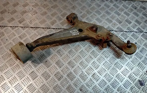 Nissan X-Trail T30 Front lower control arm/wishbone 