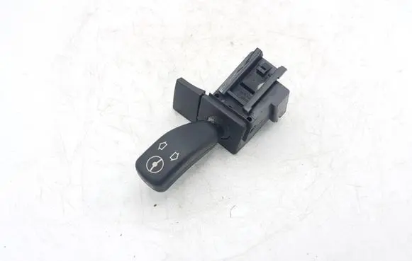 BMW X5 E53 Steering wheel adjustment switch 8373901