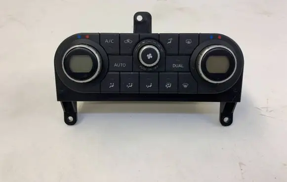 Nissan Qashqai Climate control unit 27500BR45B C0614