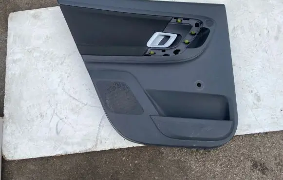 Skoda Fabia Mk2 (5J) Rear door card panel trim 5J9867211 32001011223