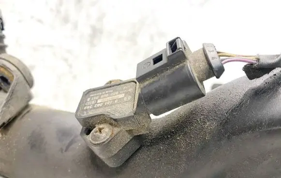 Skoda Octavia Mk2 (1Z) Air pressure sensor 038906051B 0281002399
