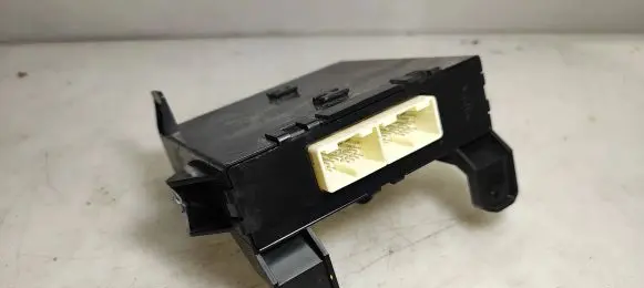 Subaru Outback Comfort/convenience module 72343AJ090 1776008463