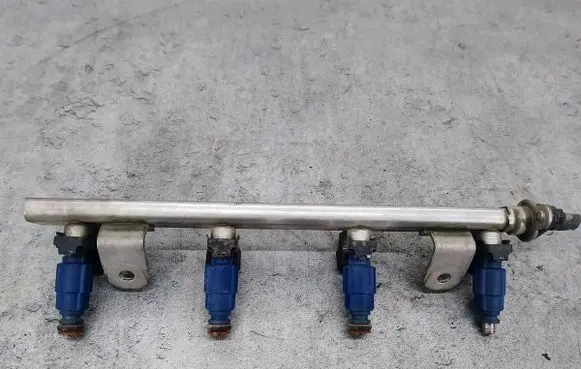 Fuel main line pipe