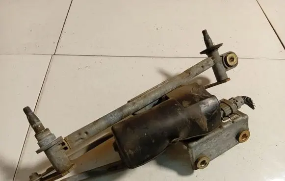 Renault Scenic I Front wiper linkage and motor 3390763201