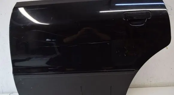 Audi A4 S4 B5 8D Rear door