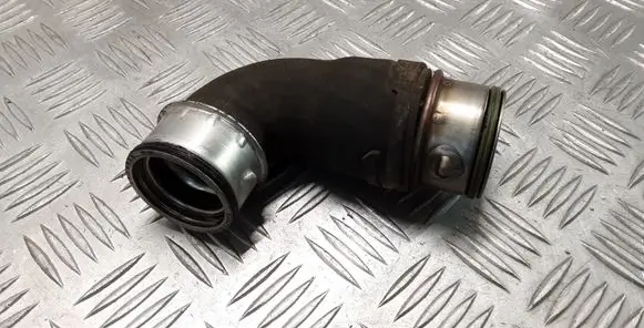 Volkswagen Golf Plus Intercooler hose/pipe 1T0145790B