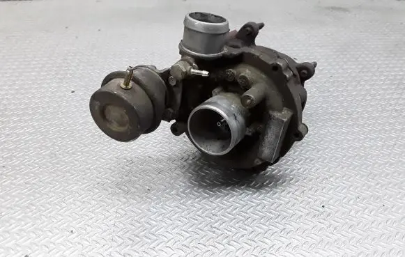 Skoda Fabia Mk1 (6Y) Turbo 045145701