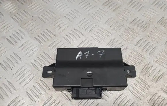 Audi A7 S7 4G Gateway control module 4G8907468H