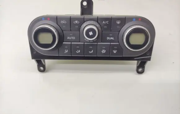 Nissan Qashqai Climate control unit 27500JD45A
