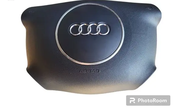 Steering wheel airbag