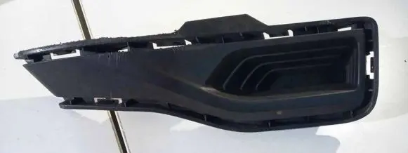 Nissan Leaf II (ZE1) Front fog light trim/grill 622565SK0A
