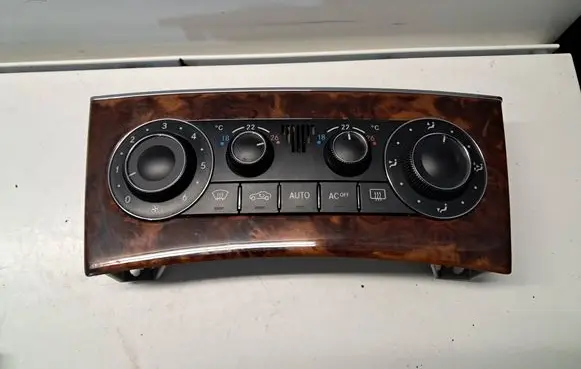 Mercedes-Benz CLK A209 C209 Climate control unit A2038303085
