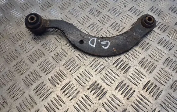 Toyota Avensis T270 Rear control arm