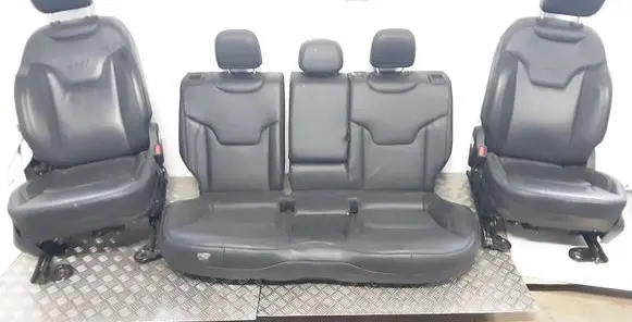 Seat set
