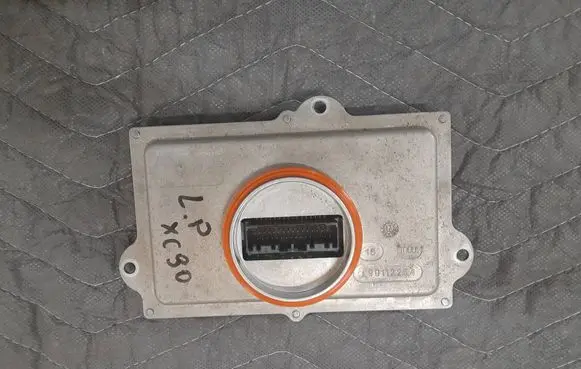 Volvo XC90 Xenon control unit/module 31420688 B81900061