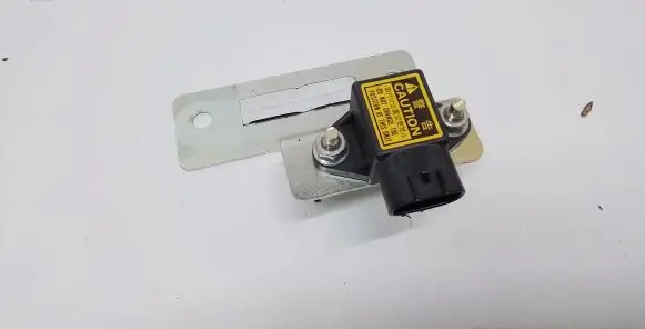 Nissan Navara D40 Airbag deployment crash/impact sensor 319551BN0A 4991000780