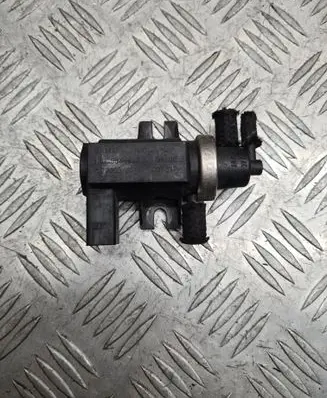 Volkswagen Golf IV Turbo solenoid valve 1J0906627 72290320