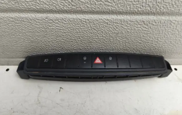 Smart ForFour I Hazard light switch A4548202610