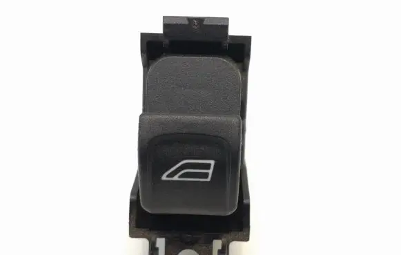 Volvo XC70 Electric window control switch 30773273 03453410