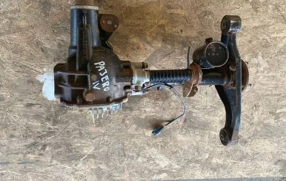 Mitsubishi Pajero Front differential MR453792